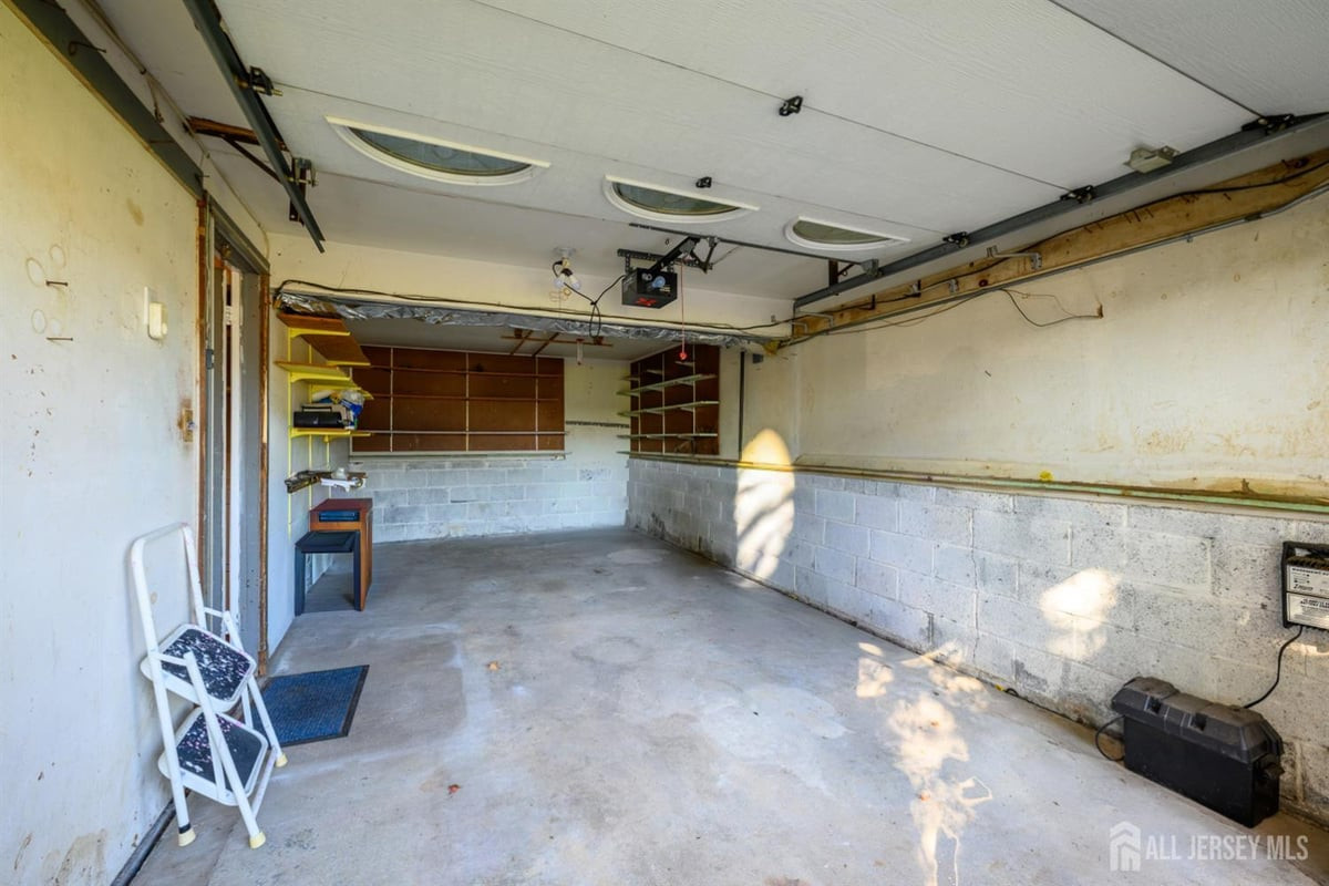 95 New Dover Avenue, Colonia, NJ, 07067 image 34