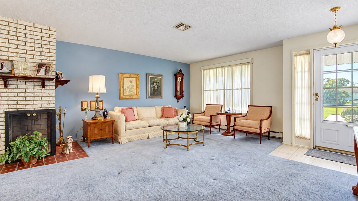 14 B Basswood Plaza B Image 5