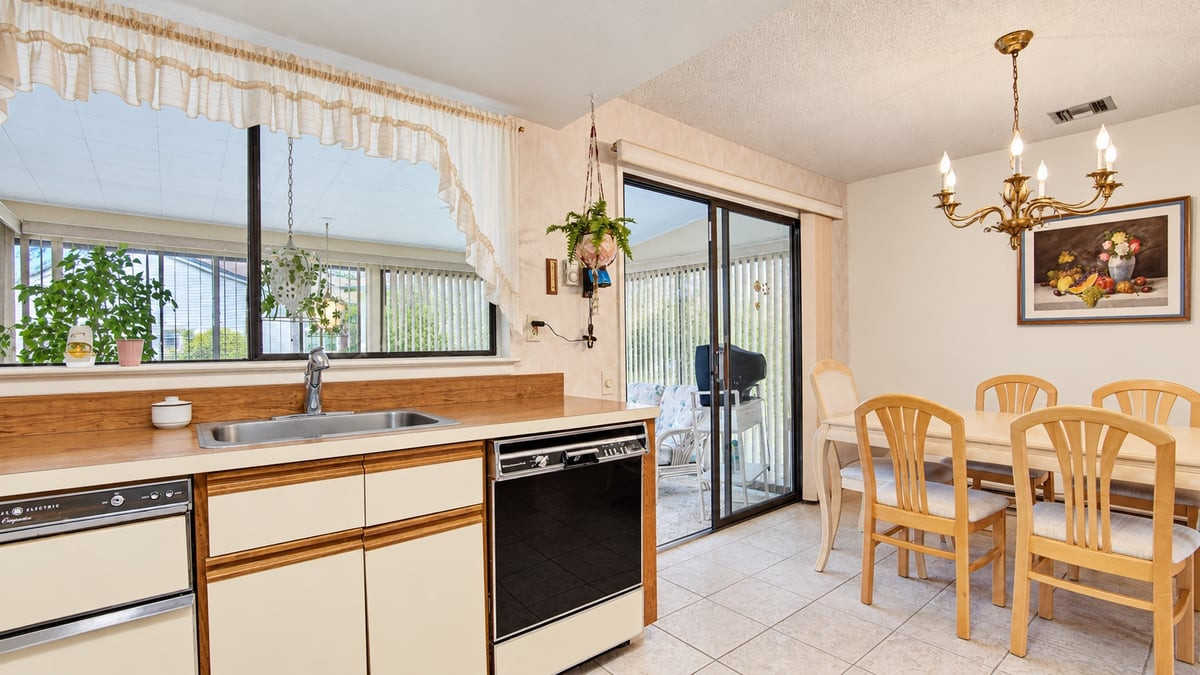 14 B Basswood Plaza B, Monroe, NJ, 08831 image 16
