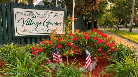 108 Hampton Green, Staten Island, NY, 10312 image 25