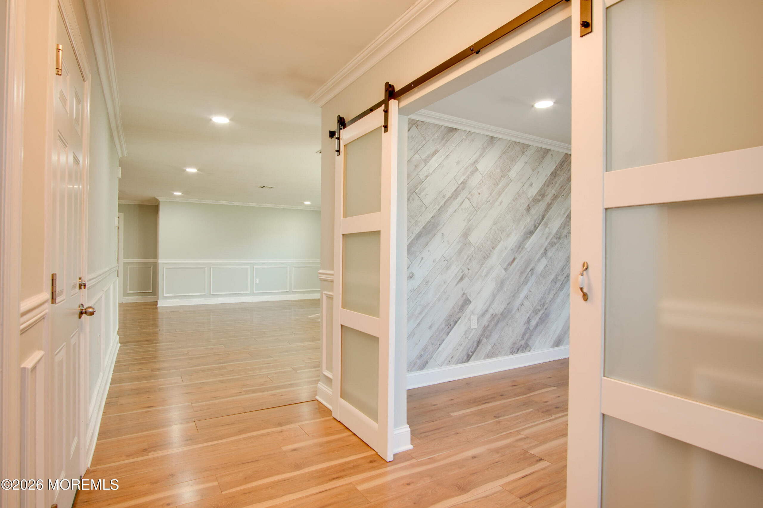 46 Pulaski Boulevard Image 3