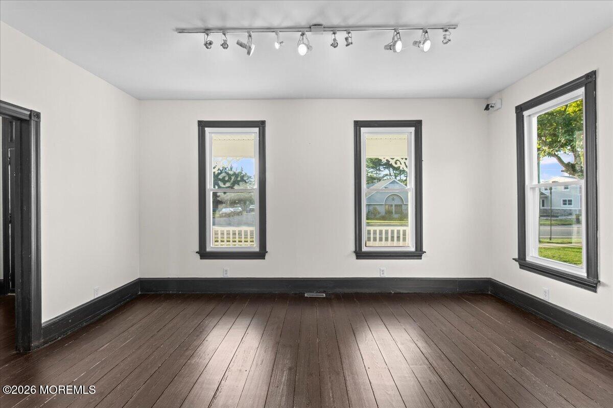 182 N Main Street, Manahawkin, NJ, 08050 image 6