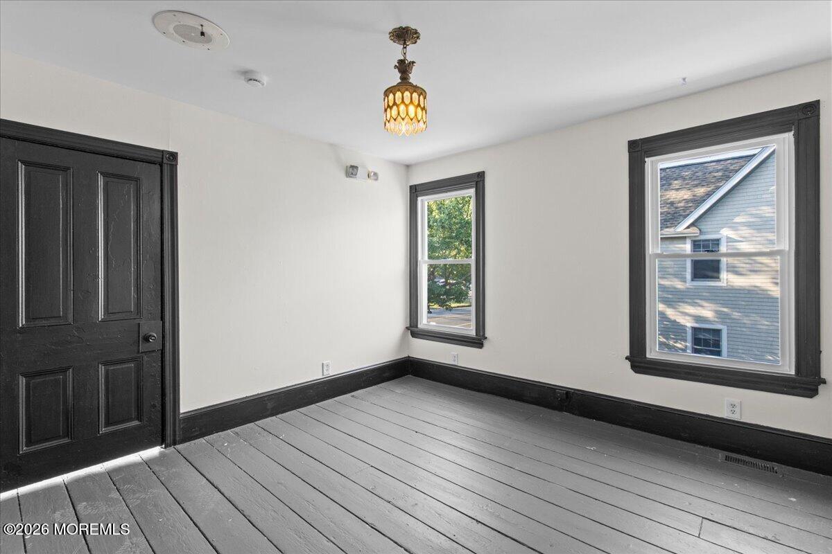 182 N Main Street, Manahawkin, NJ, 08050 image 22