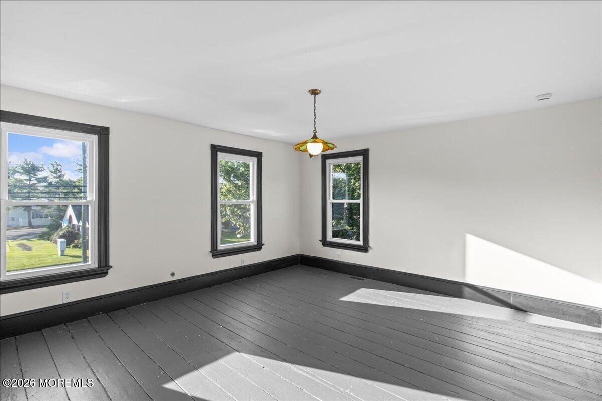 182 N Main Street, Manahawkin, NJ, 08050 image 25