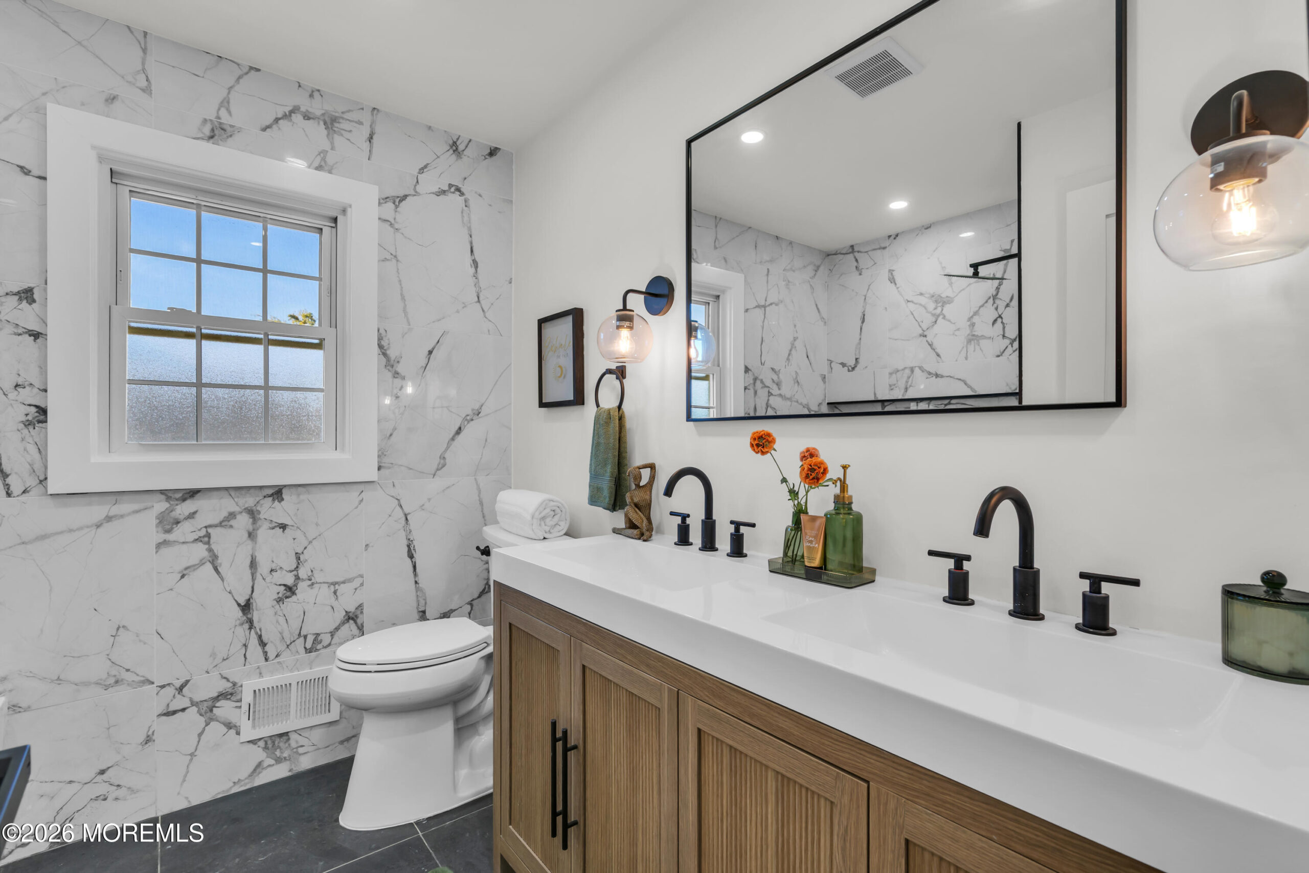 49 Elm Street, Beachwood, NJ, 08722 image 36