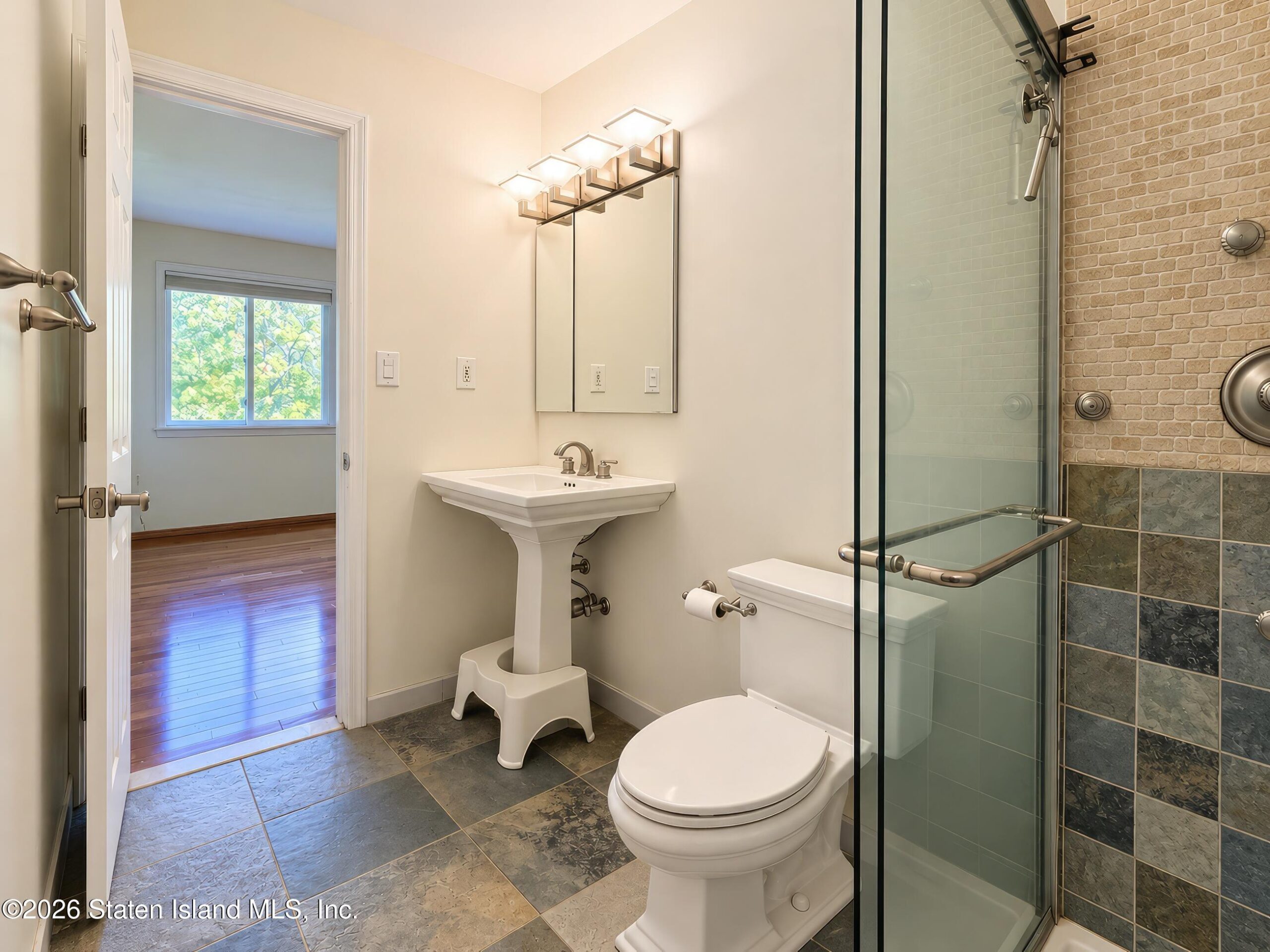 140c Dinsmore Street, Staten Island, NY, 10314 image 9