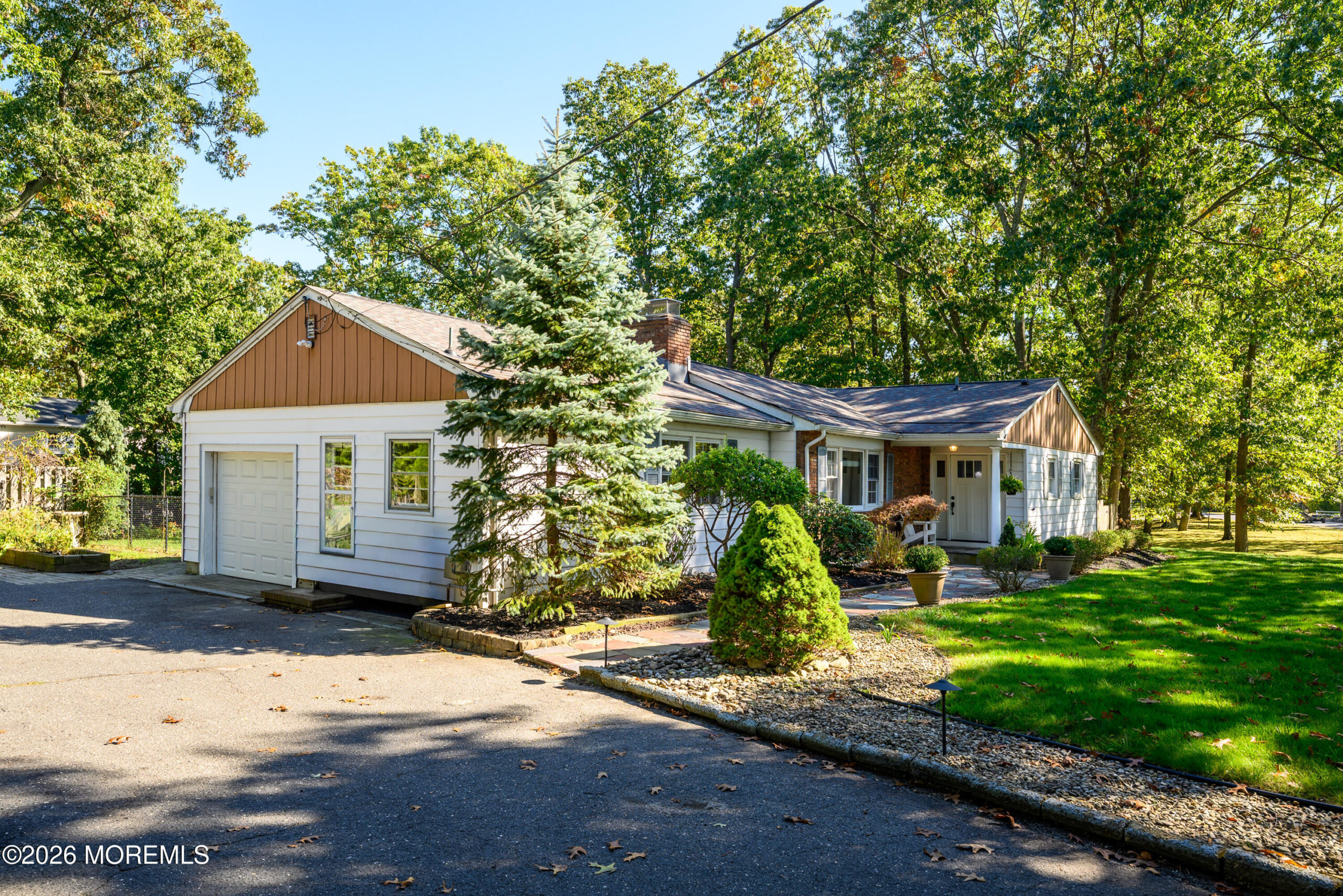 732 Bowne Road Image 3