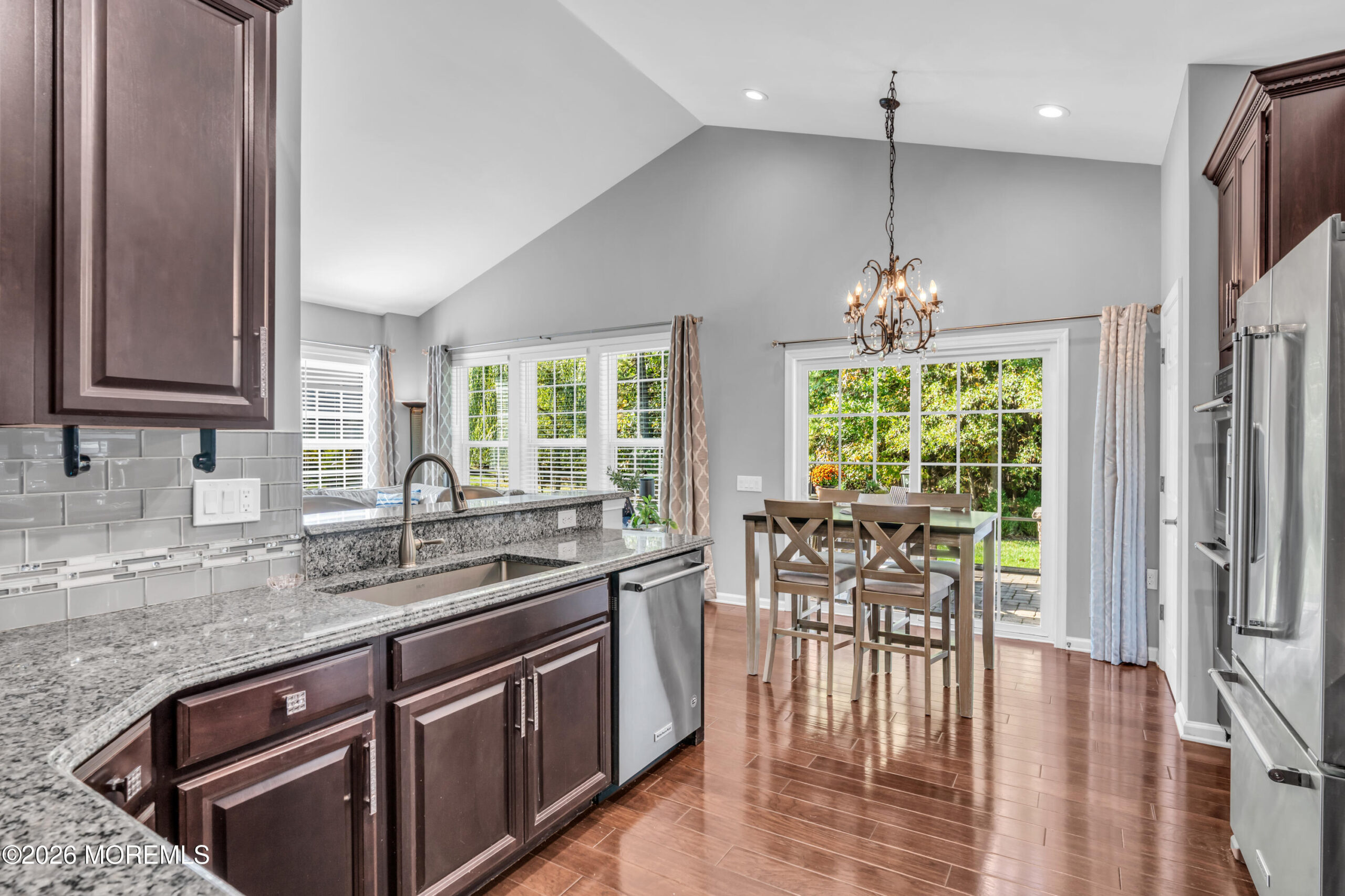 18 W Campania Lane, Farmingdale, NJ, 07727 image 25