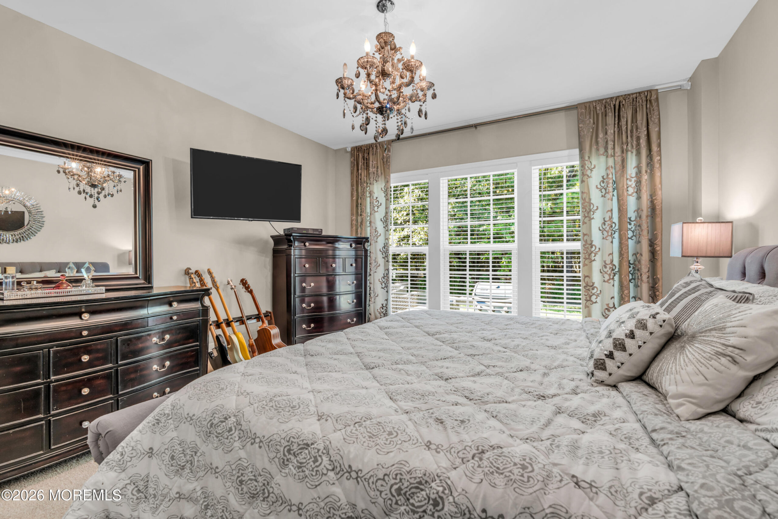 18 W Campania Lane, Farmingdale, NJ, 07727 image 36