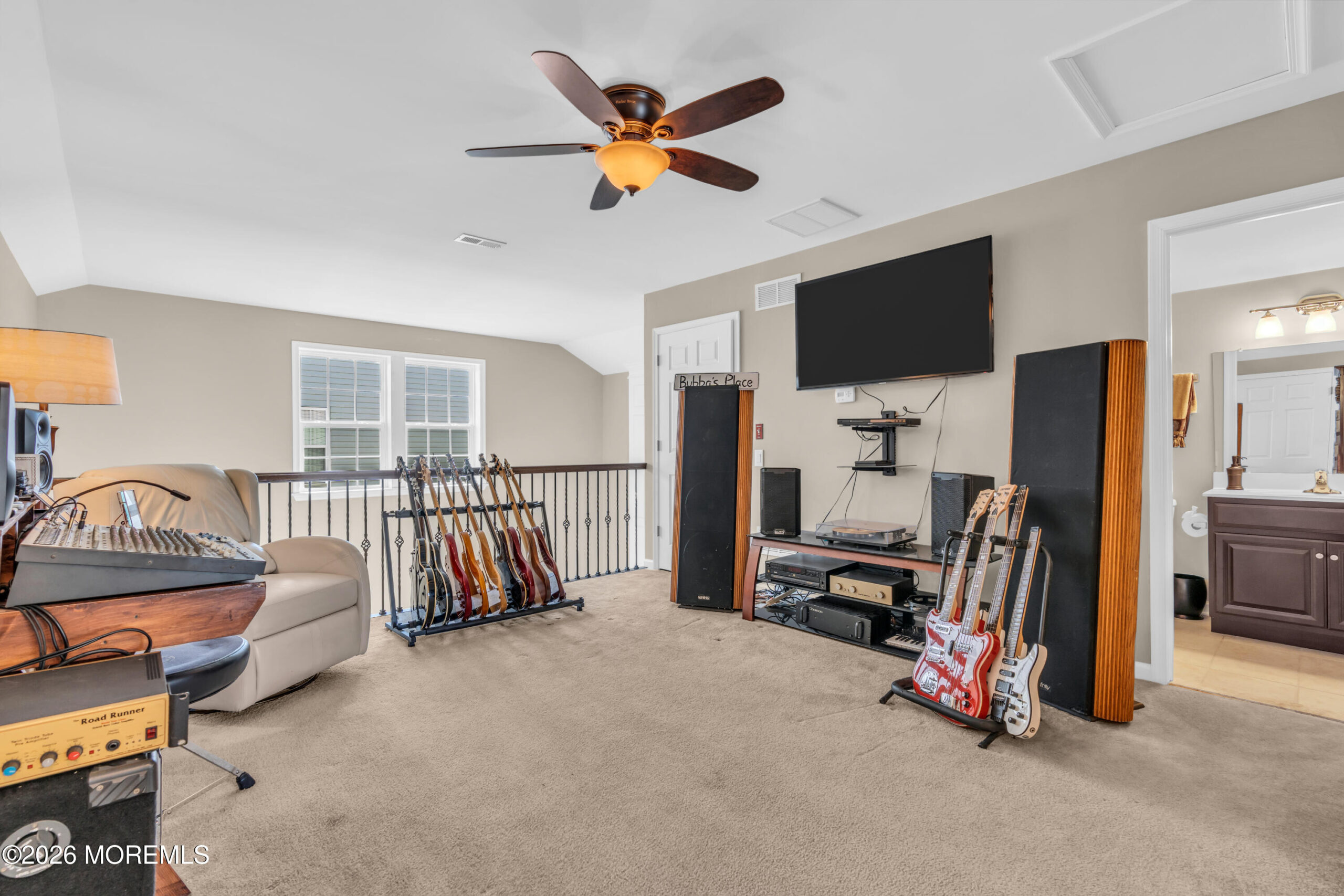 18 W Campania Lane, Farmingdale, NJ, 07727 image 48