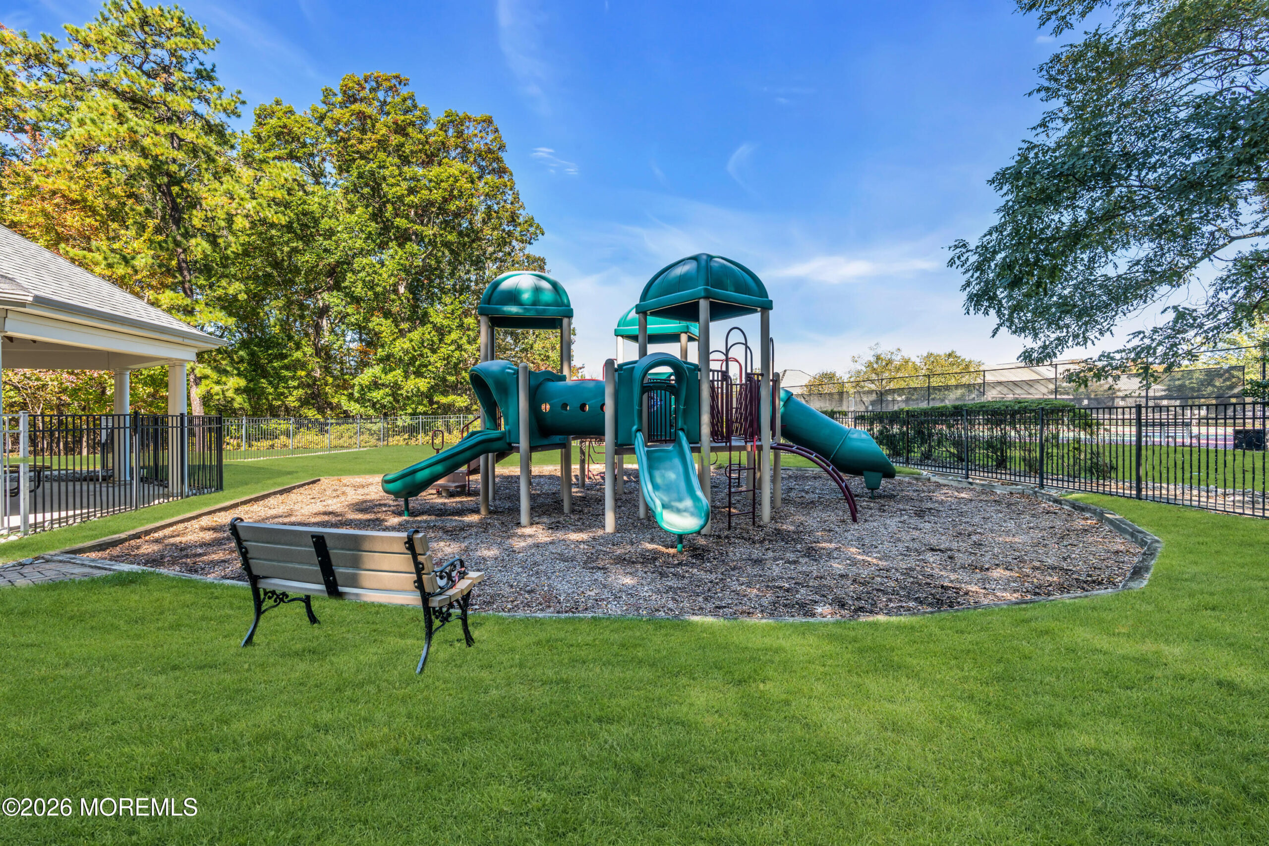 18 W Campania Lane, Farmingdale, NJ, 07727 image 79