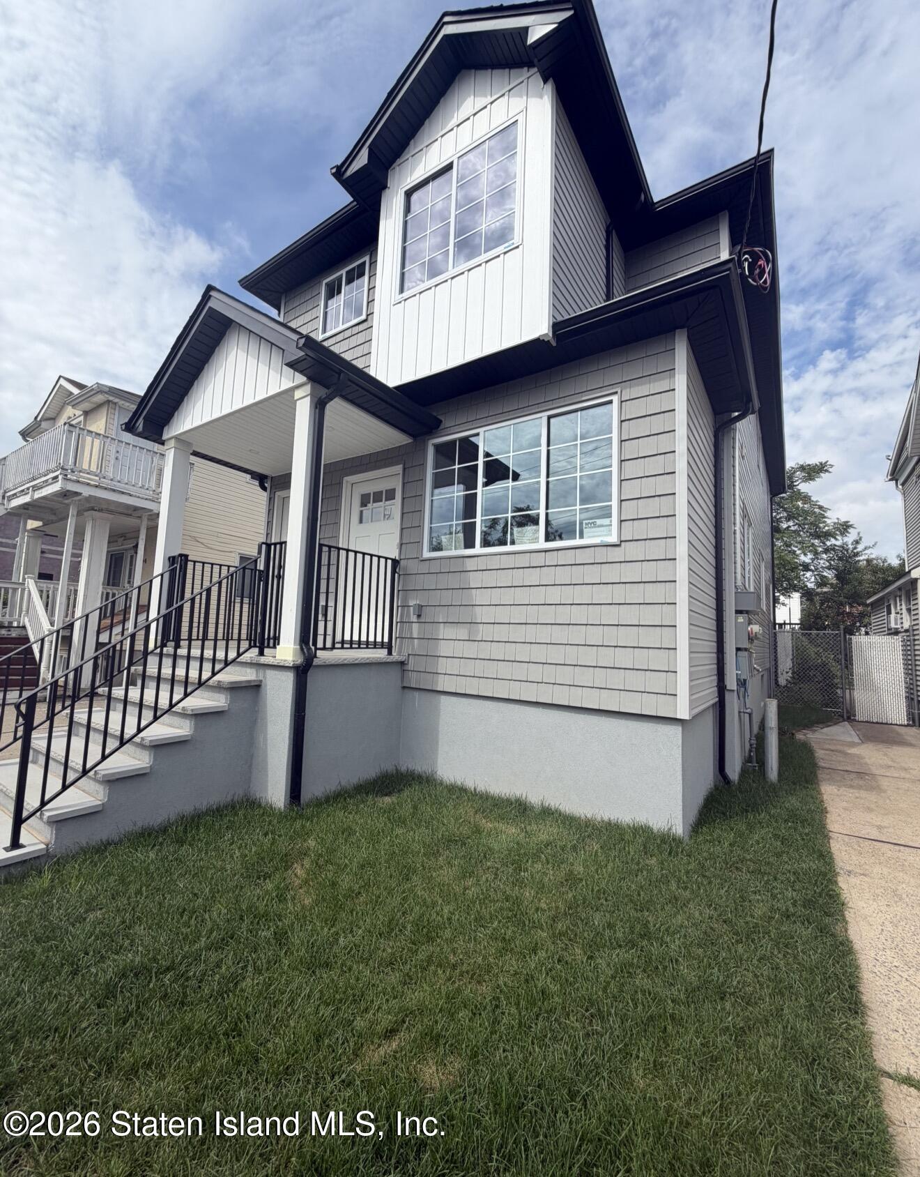 92 Houseman Avenue Image 2