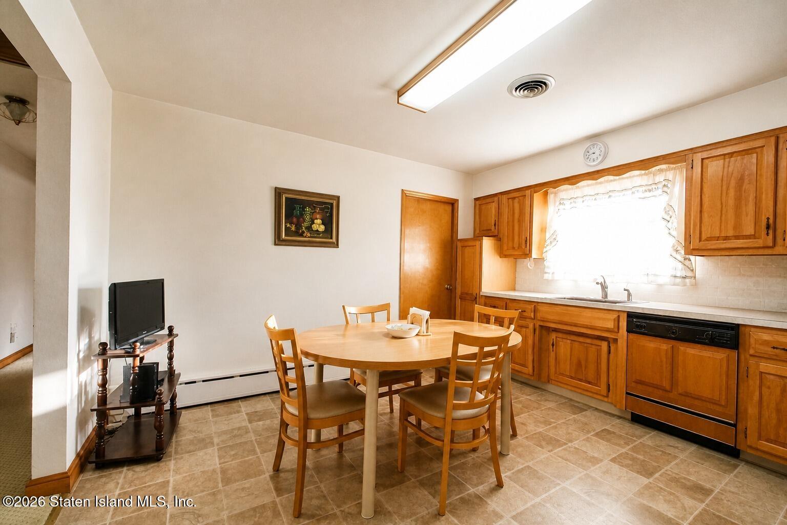 50 Jerome Road, Staten Island, NY, 10305 image 8