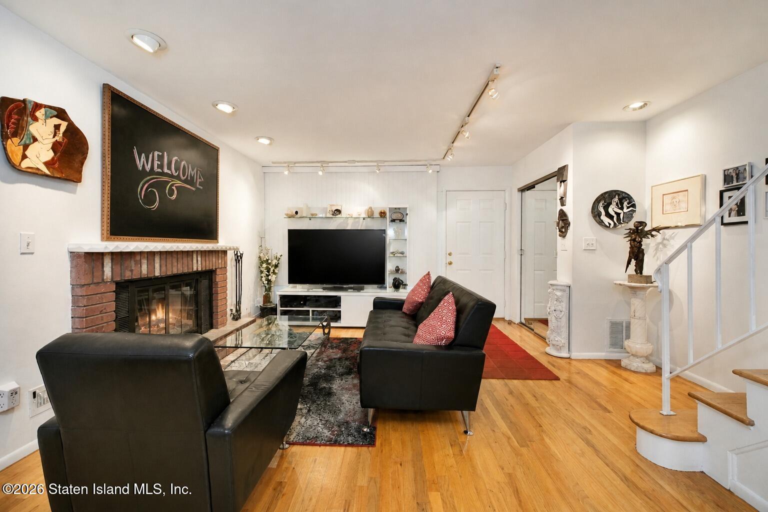 95 Ebony Street Image 4