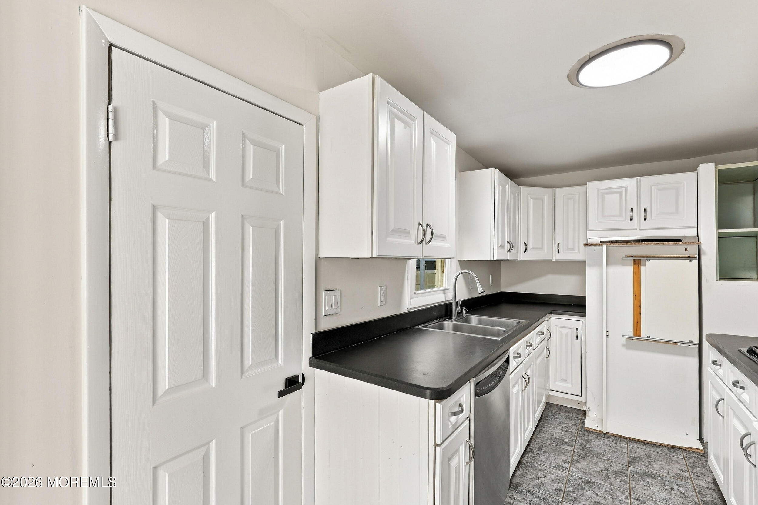 162 Concord Avenue, Leonardo, NJ, 07737 image 10