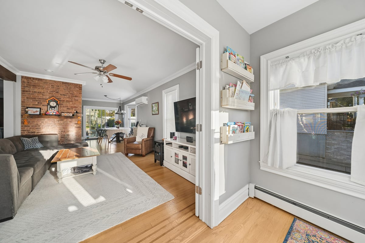 311 Sharon Avenue, Staten Island, NY, 10301