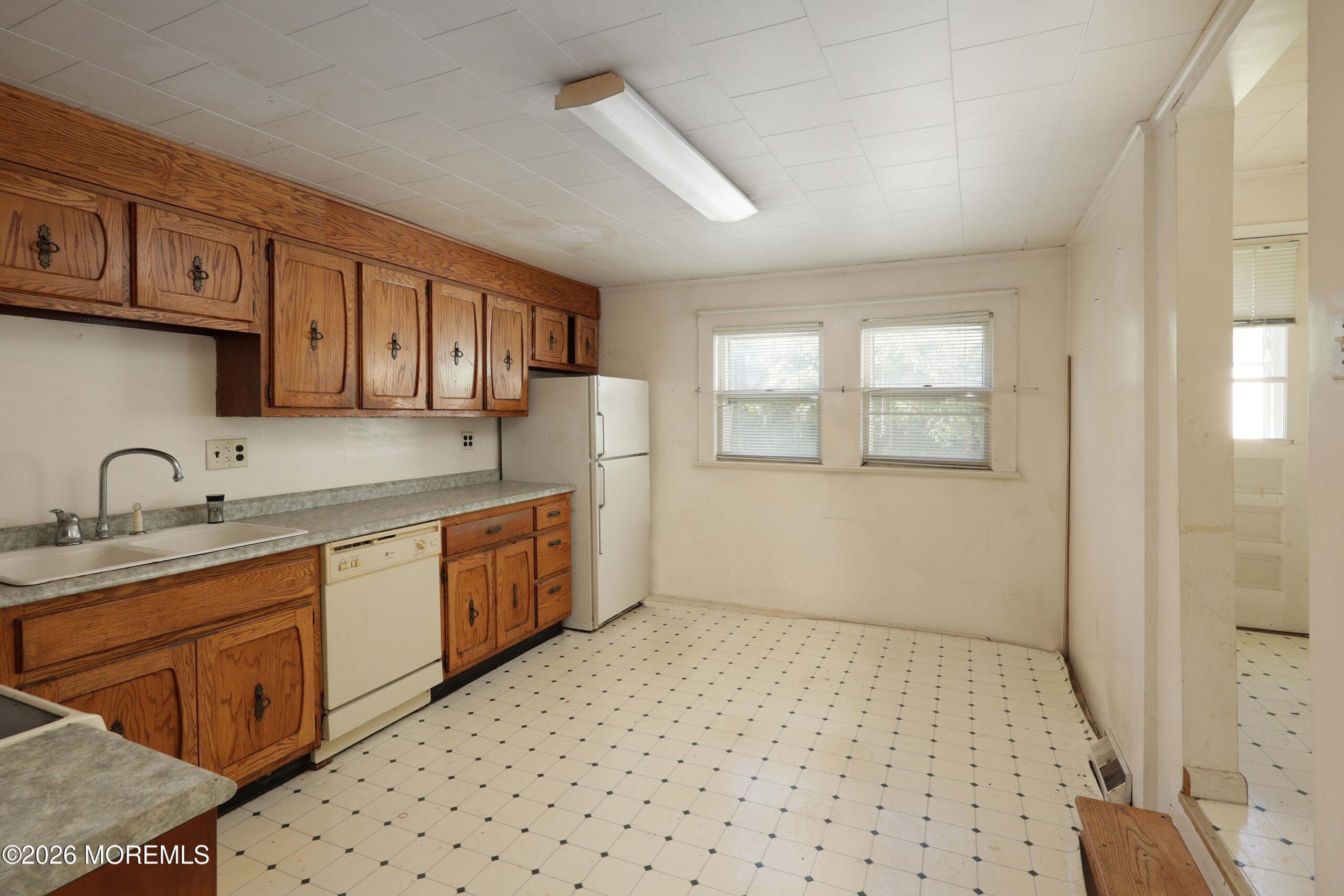 814 Forrest Avenue, South Amboy, NJ, 08879 image 17