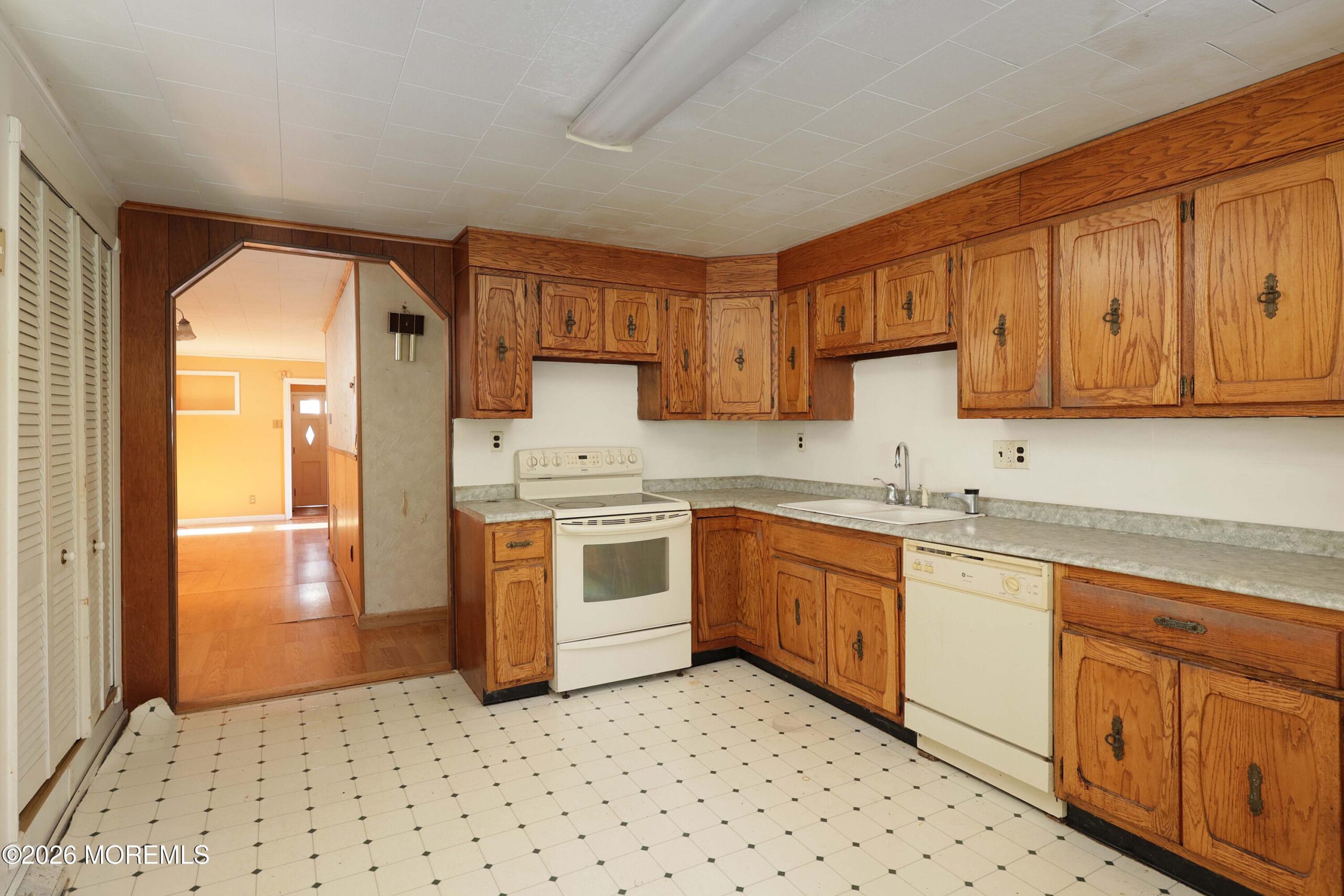 814 Forrest Avenue, South Amboy, NJ, 08879 image 18