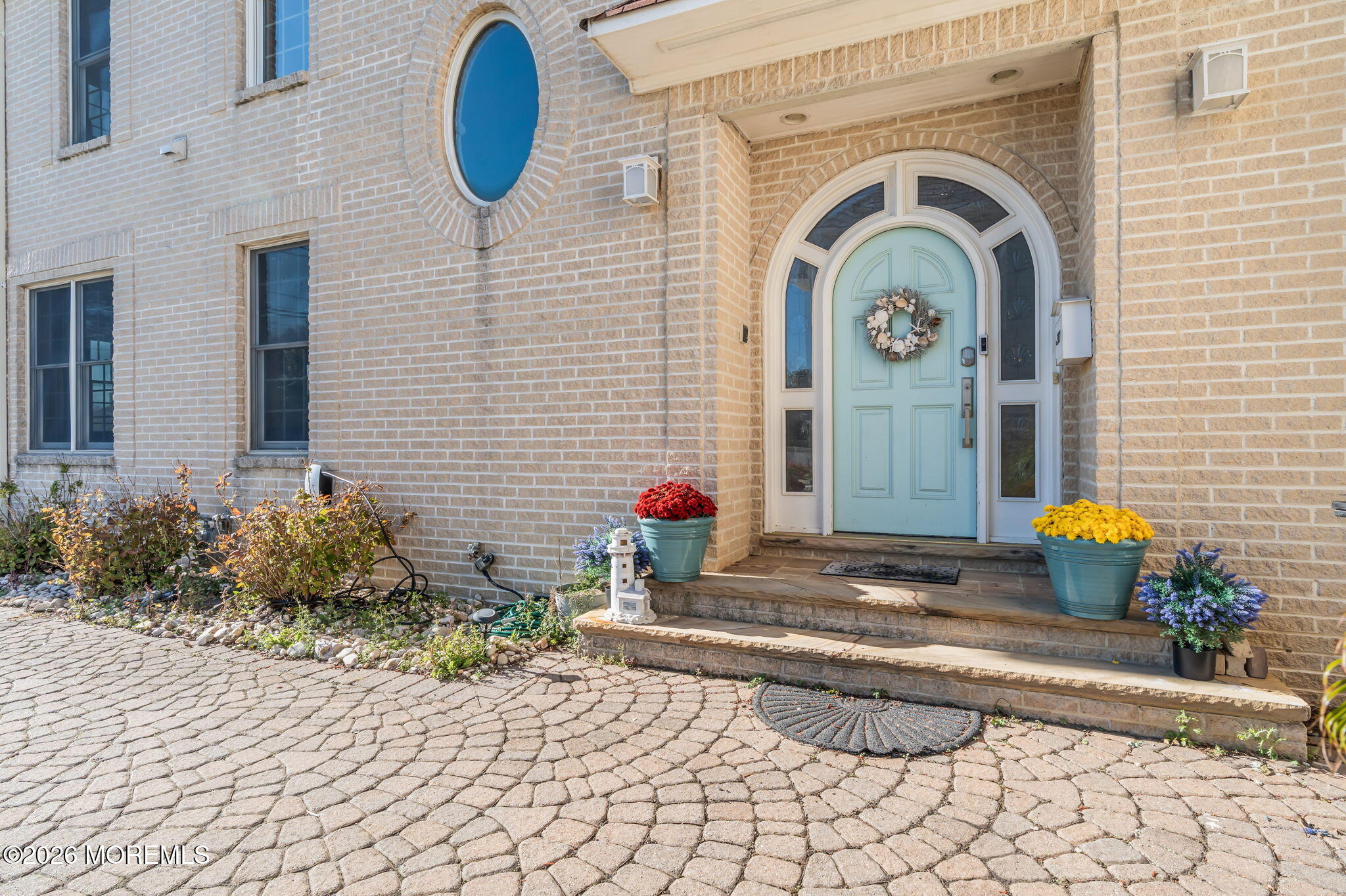 317 Front Street Image 3