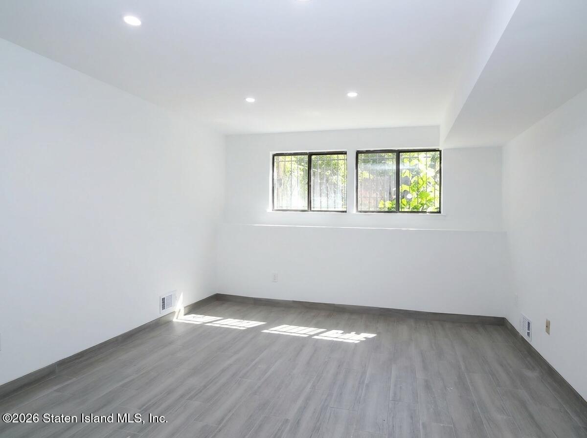 81 Robinson Avenue, Staten Island, NY, 10312 image 20