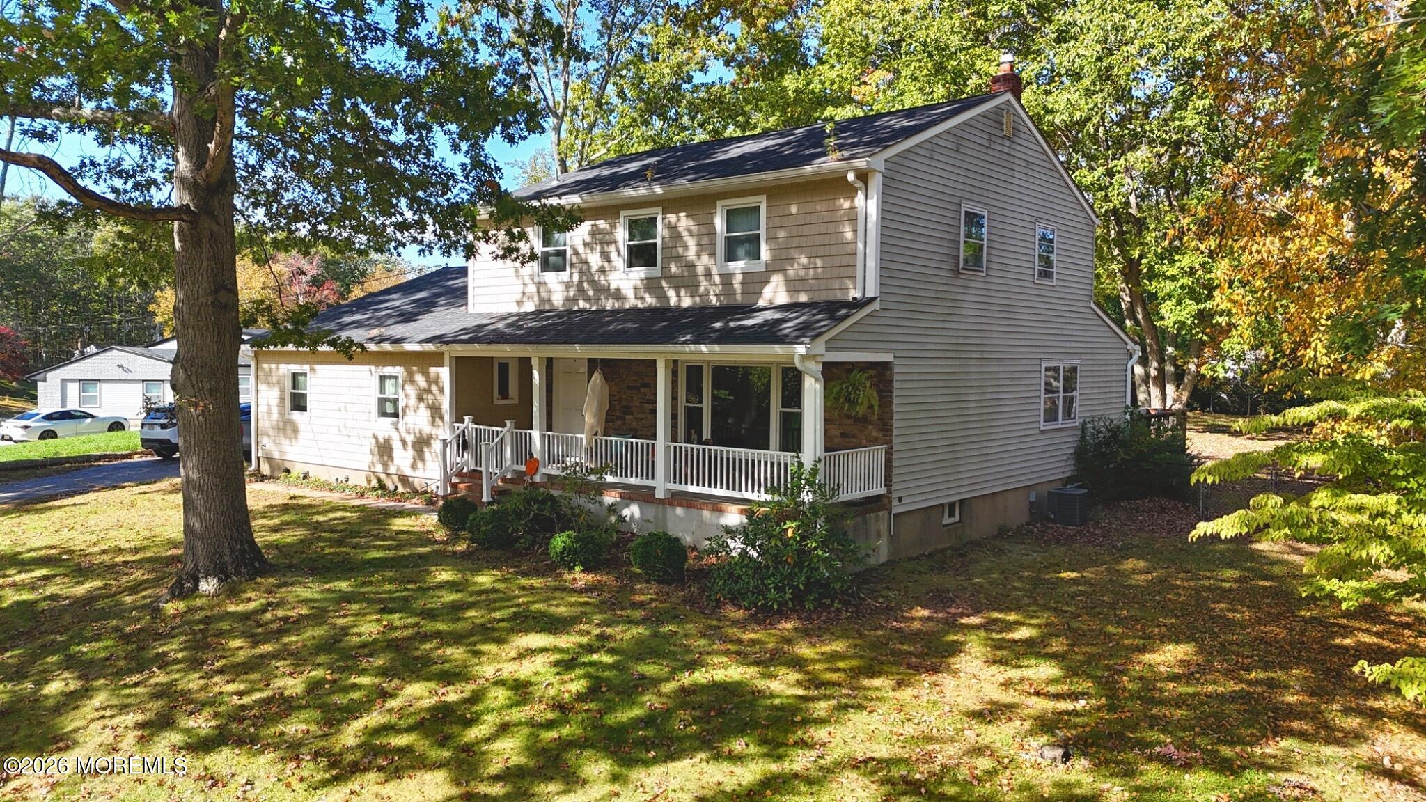27 Surrey Lane Image 4