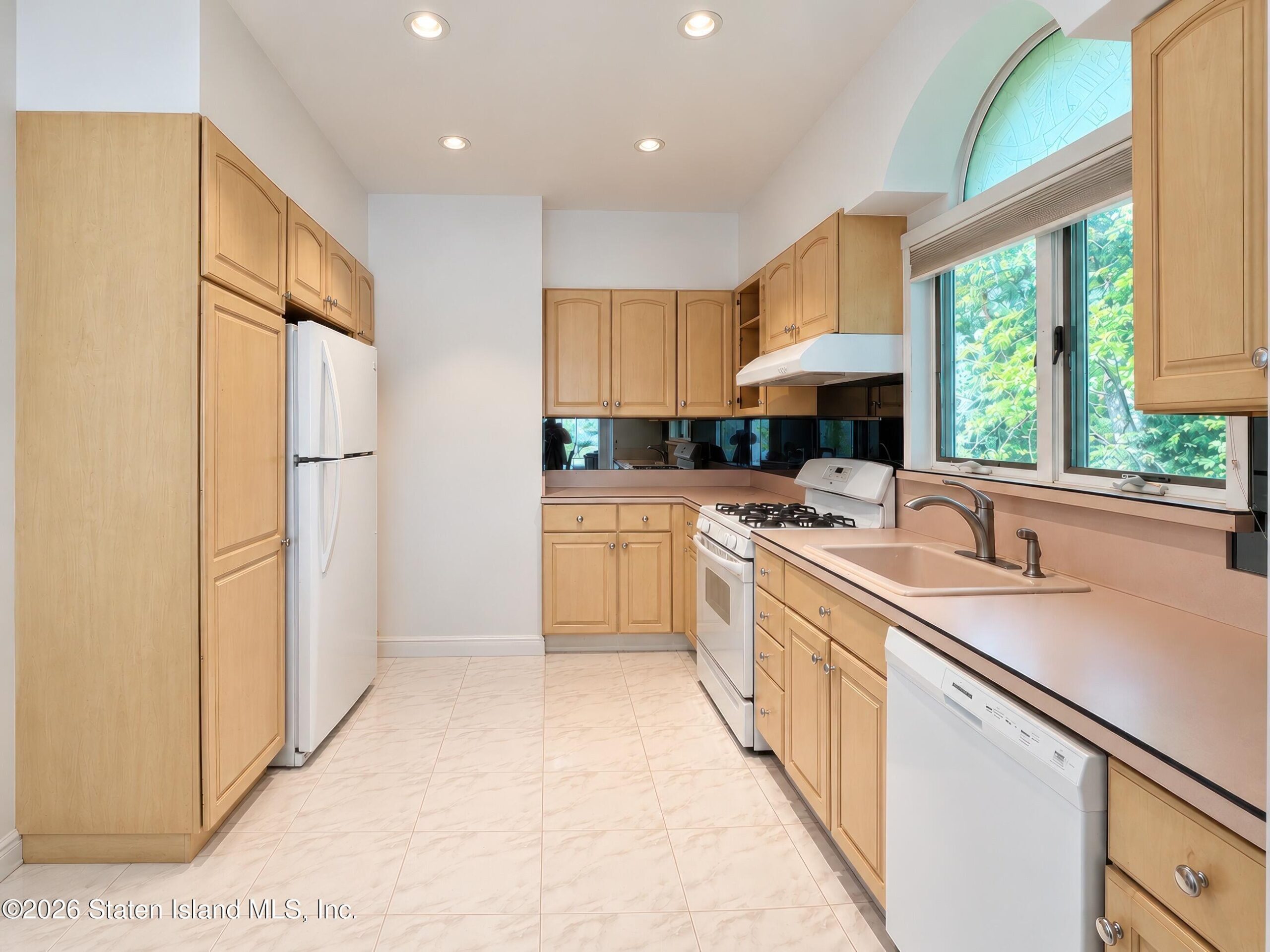 131 Cedarview Avenue, Staten Island, NY, 10306 image 17