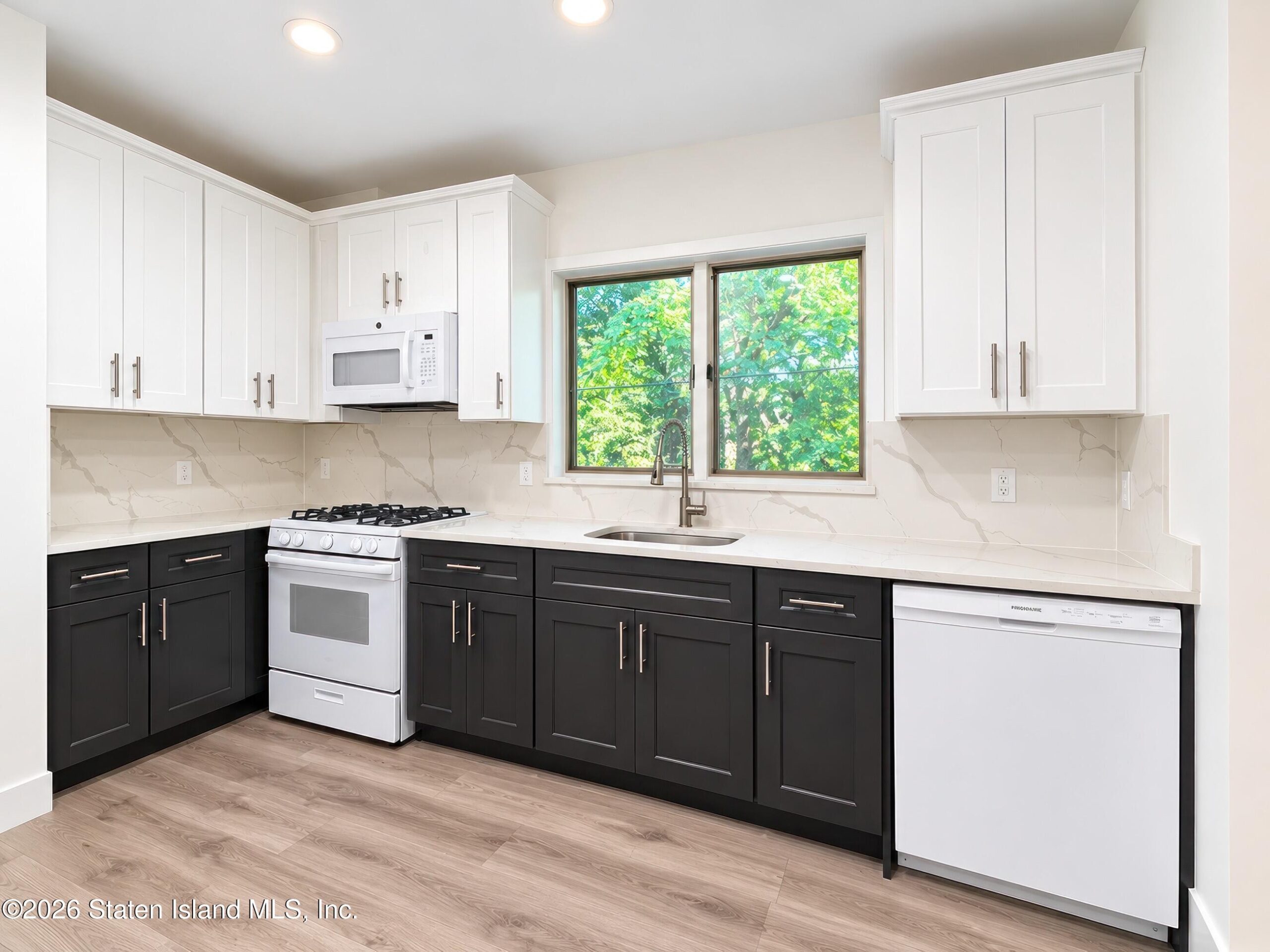 131 Cedarview Avenue, Staten Island, NY, 10306 image 6