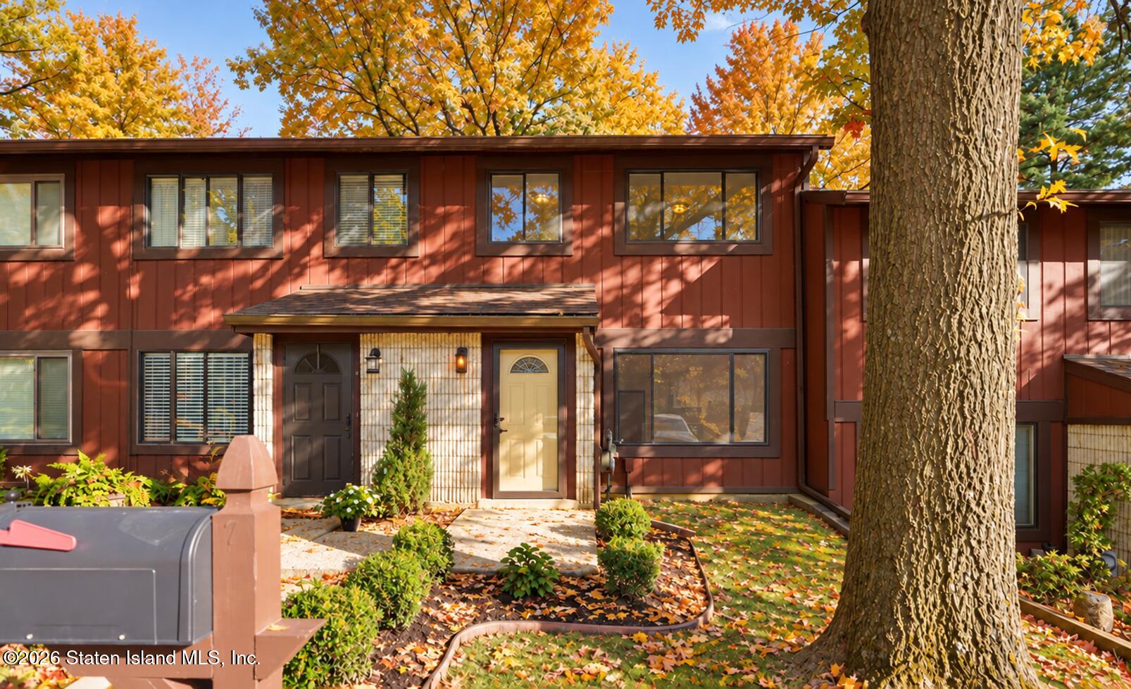 7 Stone Lane, Staten Island, NY, 10314