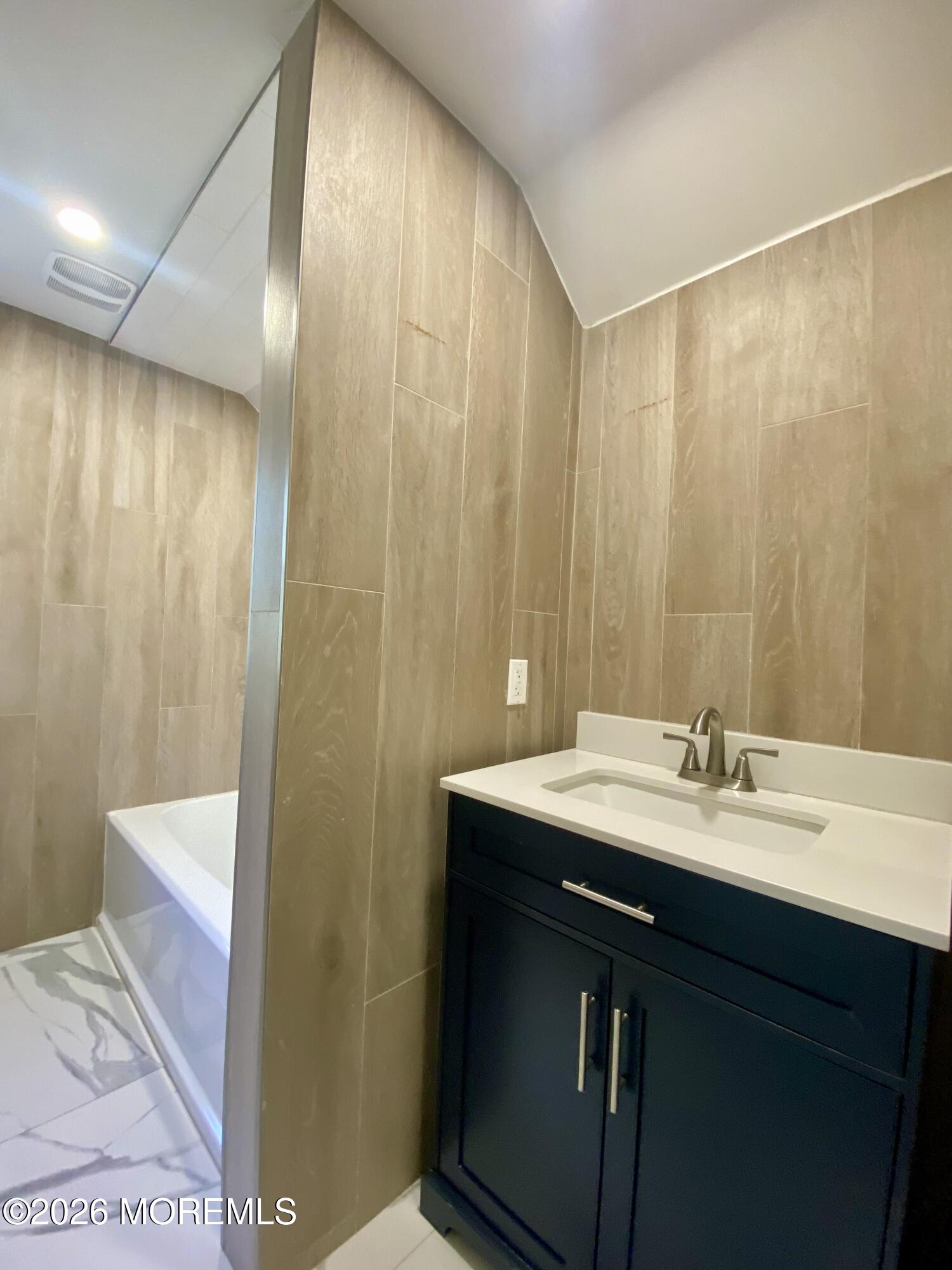 414 Main Street, Manalapan, NJ, 07726 image 10