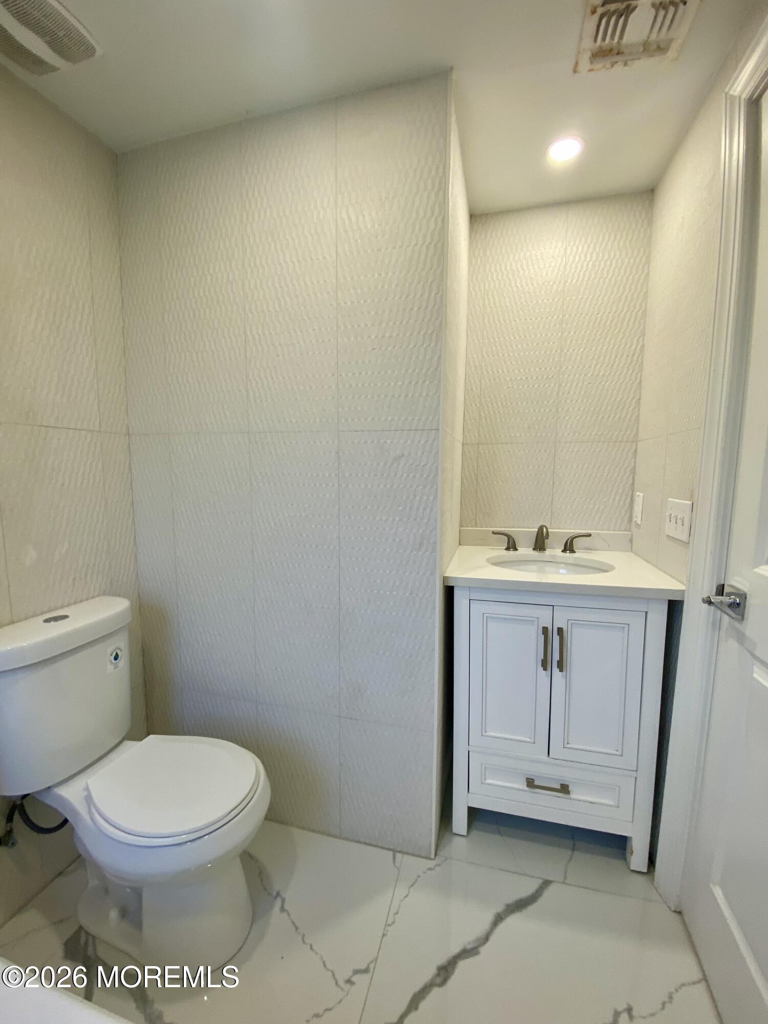 414 Main Street, Manalapan, NJ, 07726 image 15