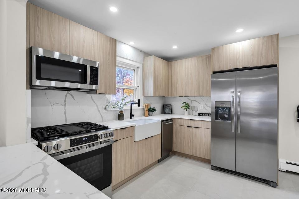 1186 Galley Avenue Image 3