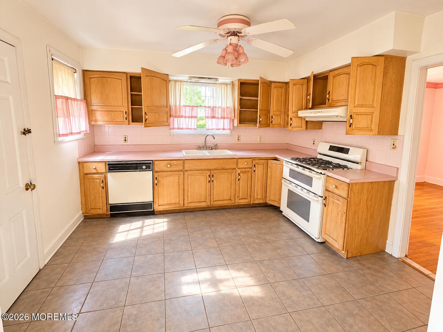 392 Berkeley Road, Orange, NJ, 07050 image 14