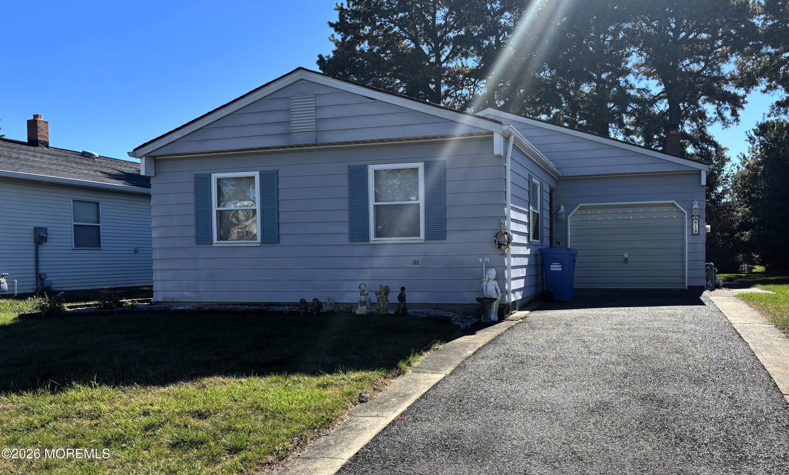 18 Inverell Drive, Toms River, NJ, 08757