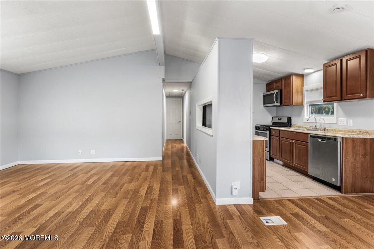72 Deer Way, Englishtown, NJ, 07726 image 9