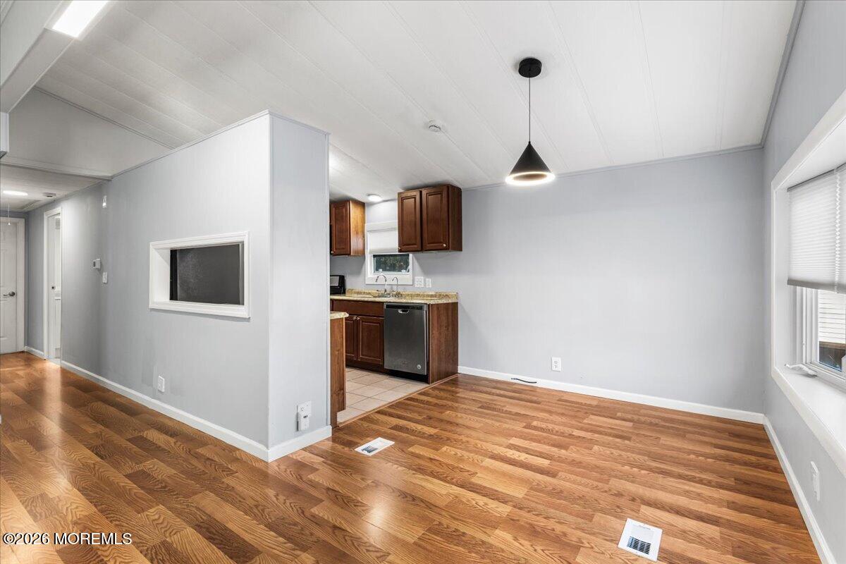 72 Deer Way, Englishtown, NJ, 07726 image 10