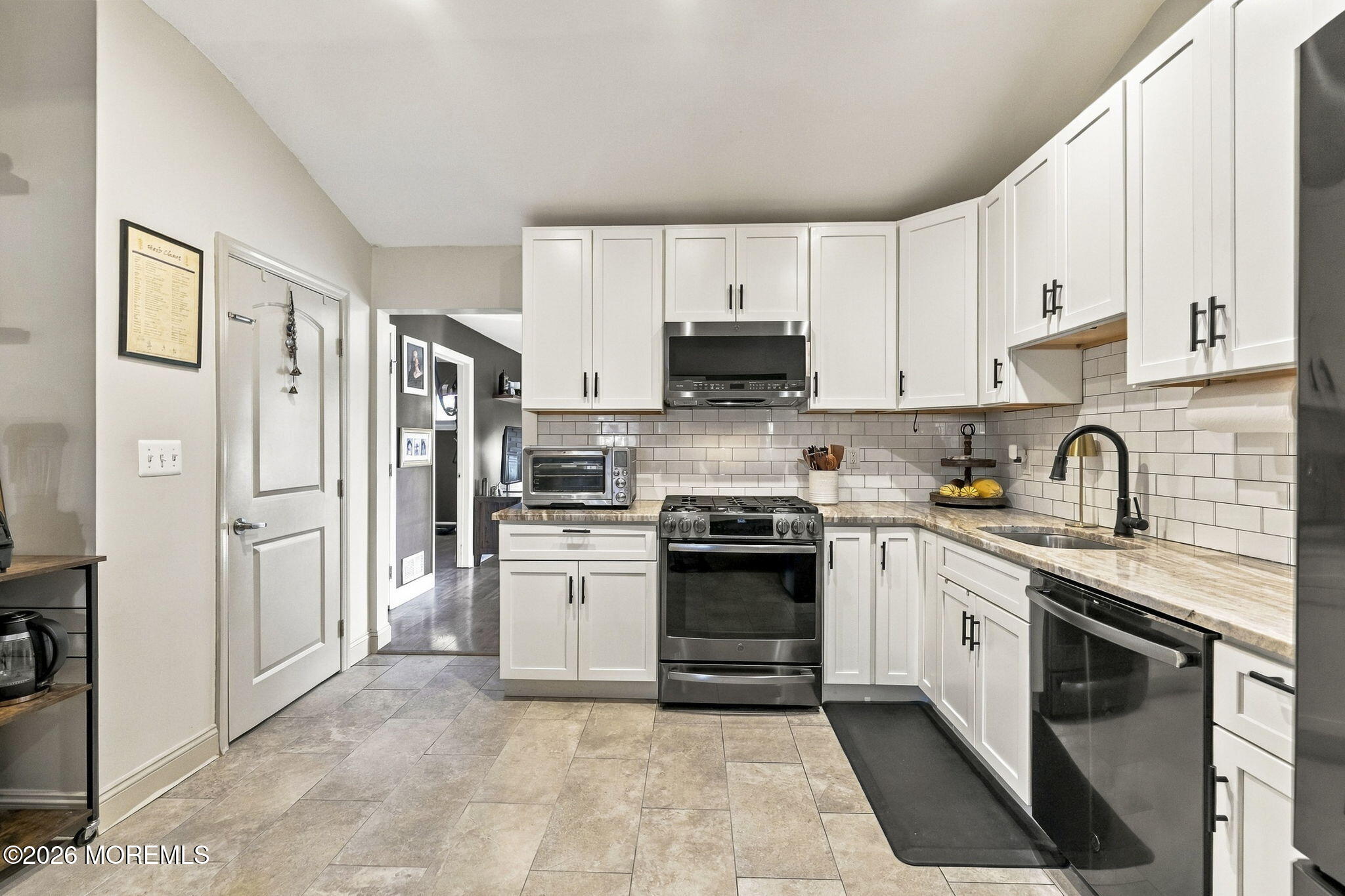 54 Boulevard, Laurence Harbor, NJ, 07735 image 19