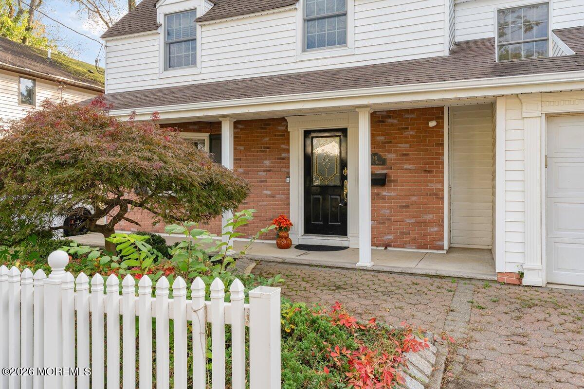 48 Ravine Drive Image 2