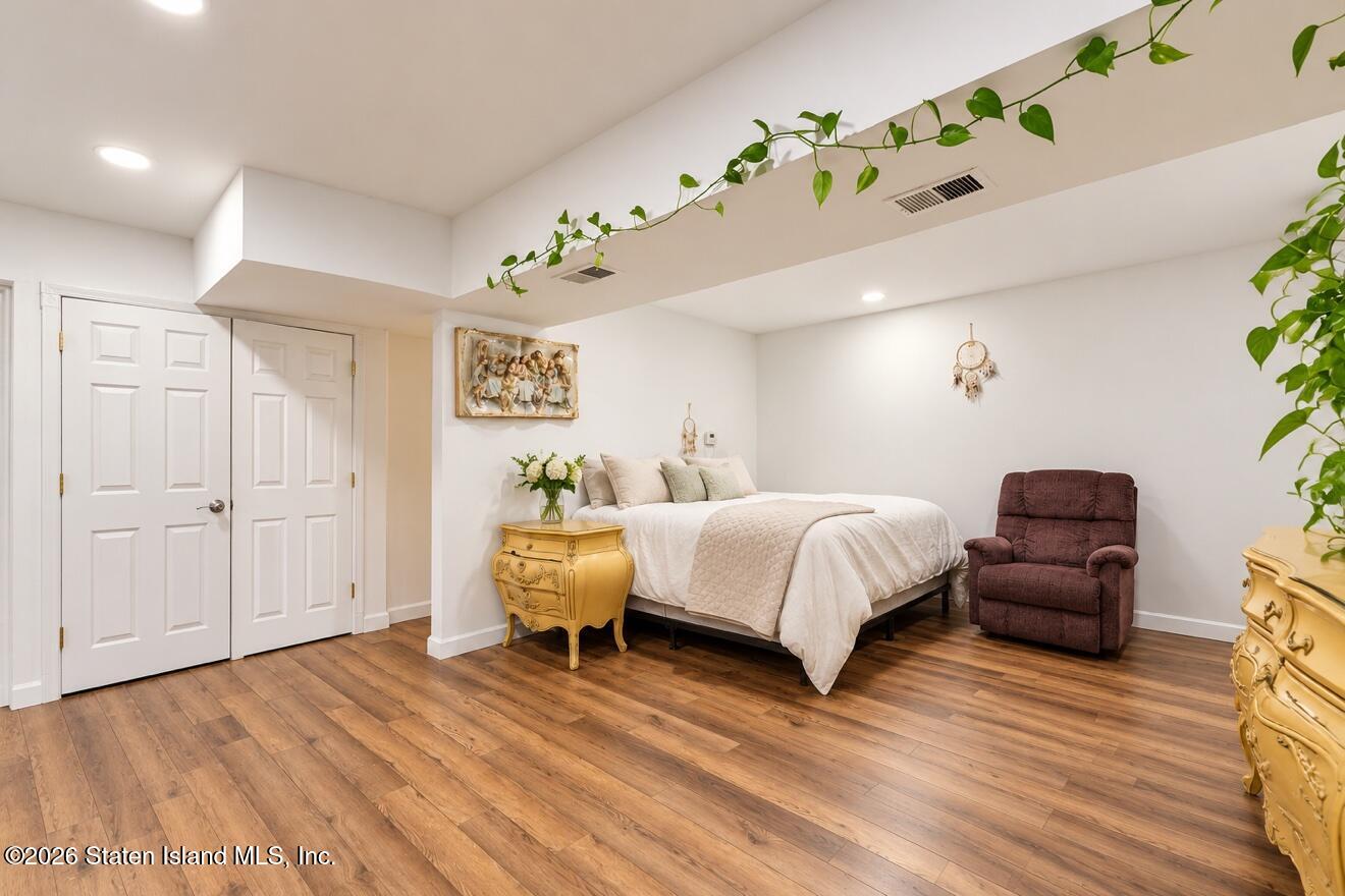 127 Dawson Circle, Staten Island, NY, 10314 image 37