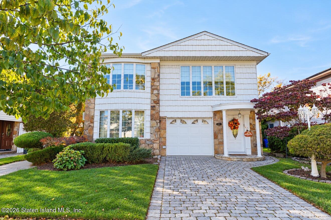 127 Dawson Circle, Staten Island, NY, 10314