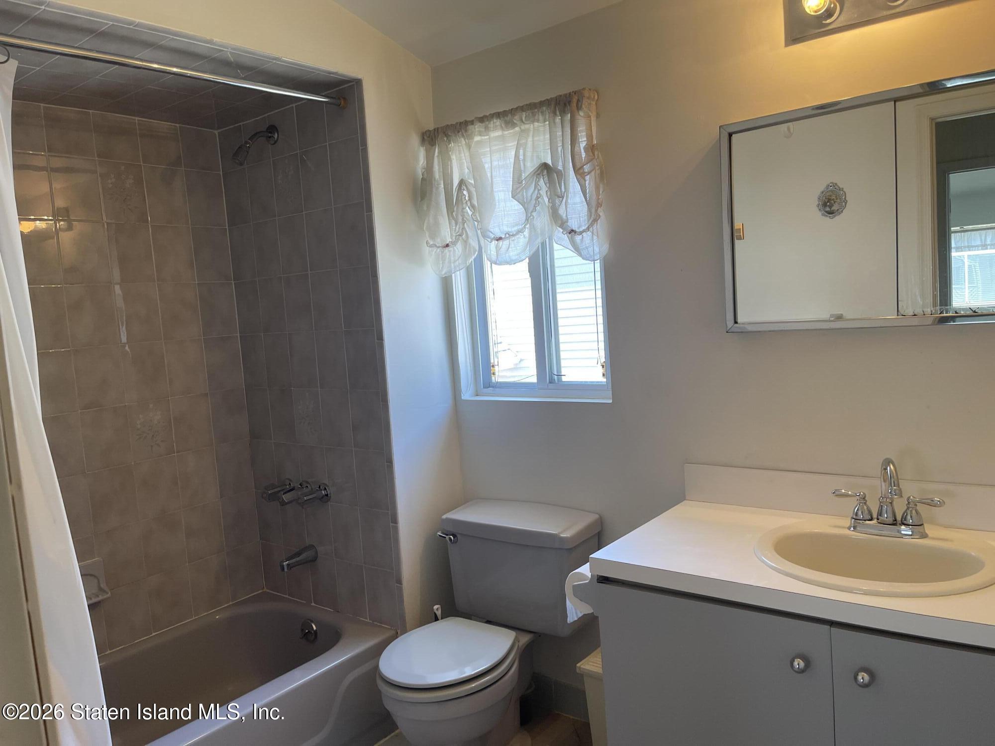17 Patty Court, Staten Island, NY, 10312 image 15