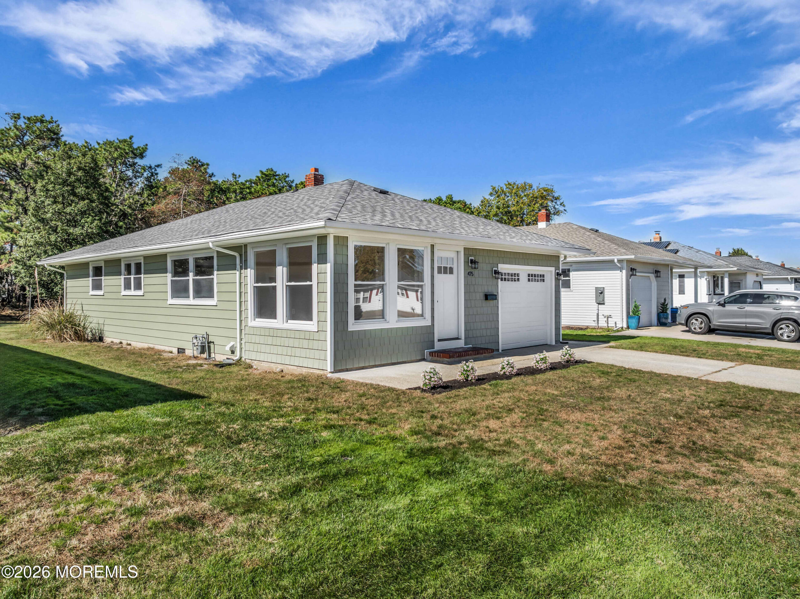 475 Saint Thomas Drive Image 4