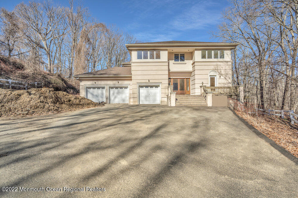 35 S Beers Street, Holmdel, NJ, 07733