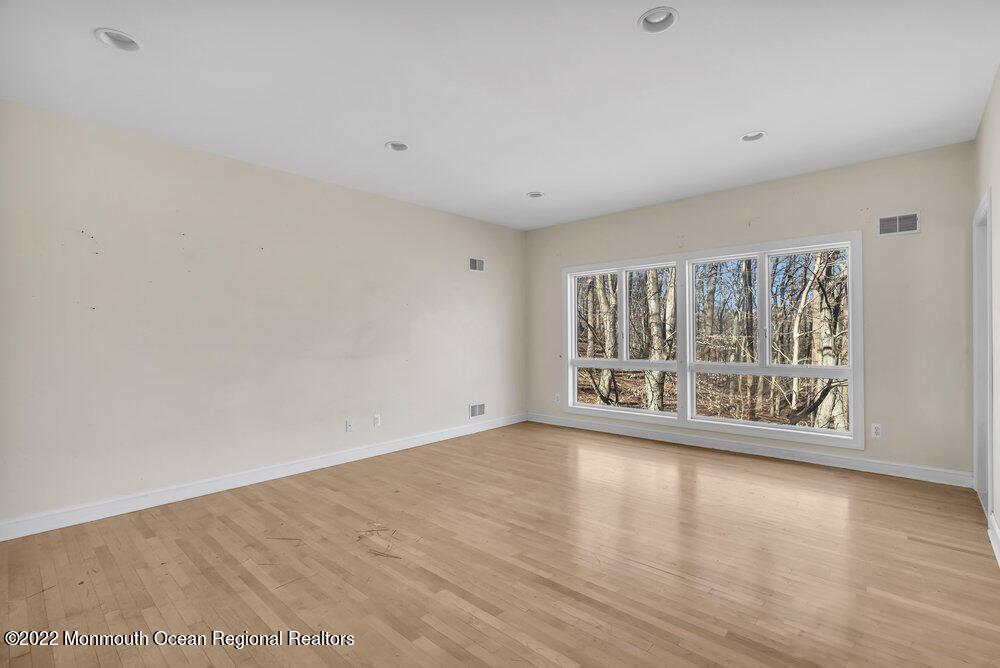35 S Beers Street, Holmdel, NJ, 07733 image 57