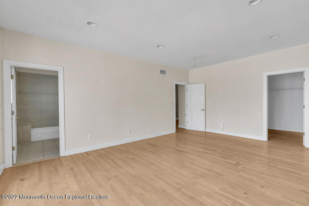 35 S Beers Street, Holmdel, NJ, 07733 image 60