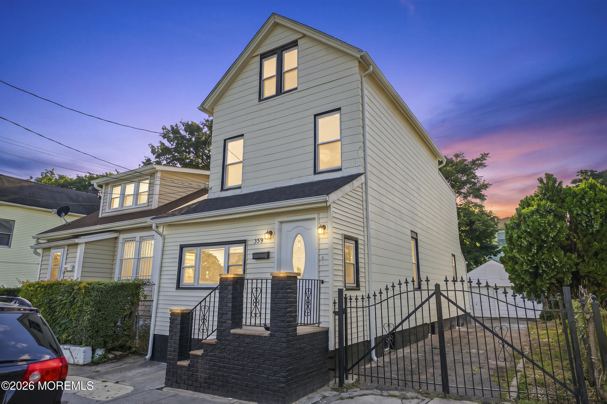 359-361 S 18th Street Image 2