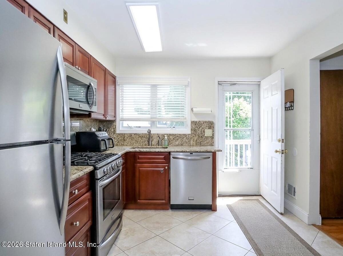 162 Stroud Avenue, Staten Island, NY, 10312 image 34