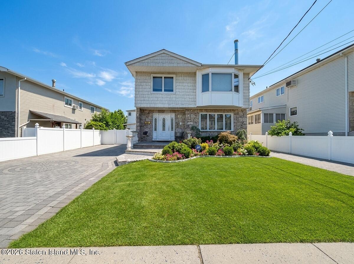 162 Stroud Avenue, Staten Island, NY, 10312