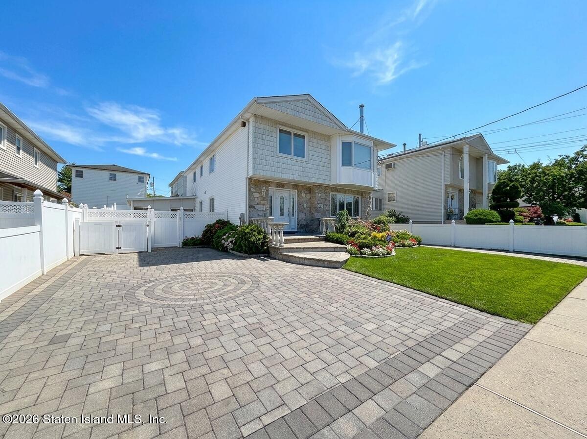 162 Stroud Avenue Image 2