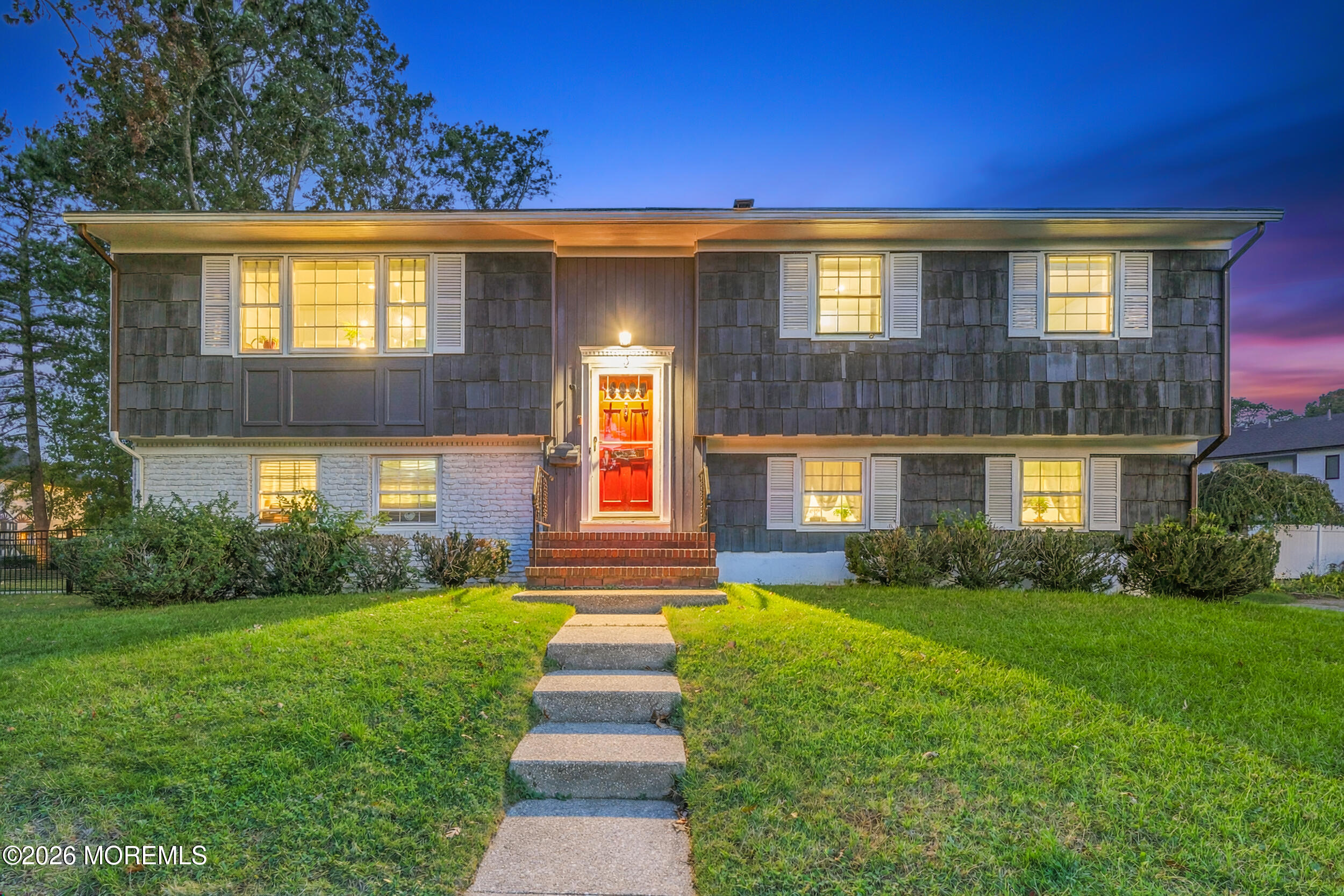 3 Roslyn Drive Image 4