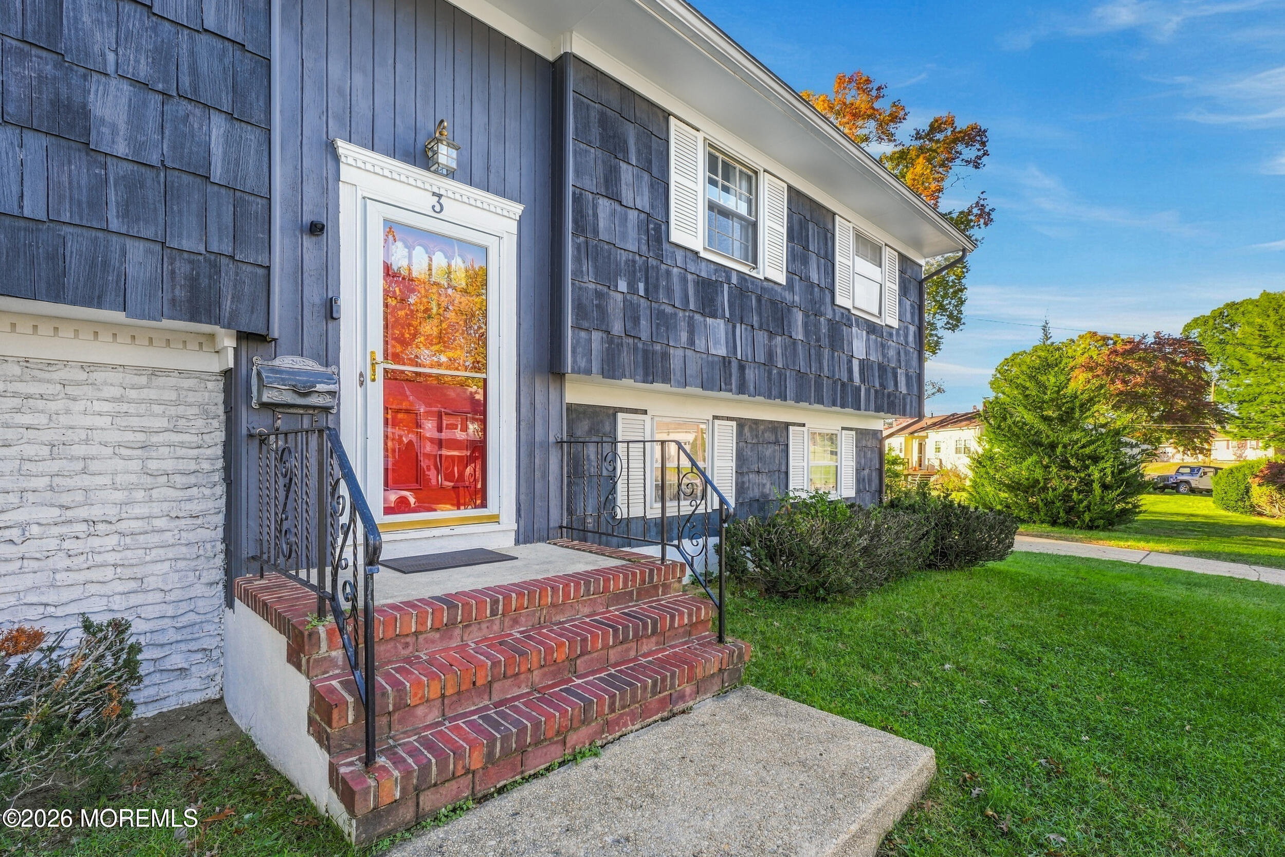 3 Roslyn Drive, Oakhurst, NJ, 07755 image 8
